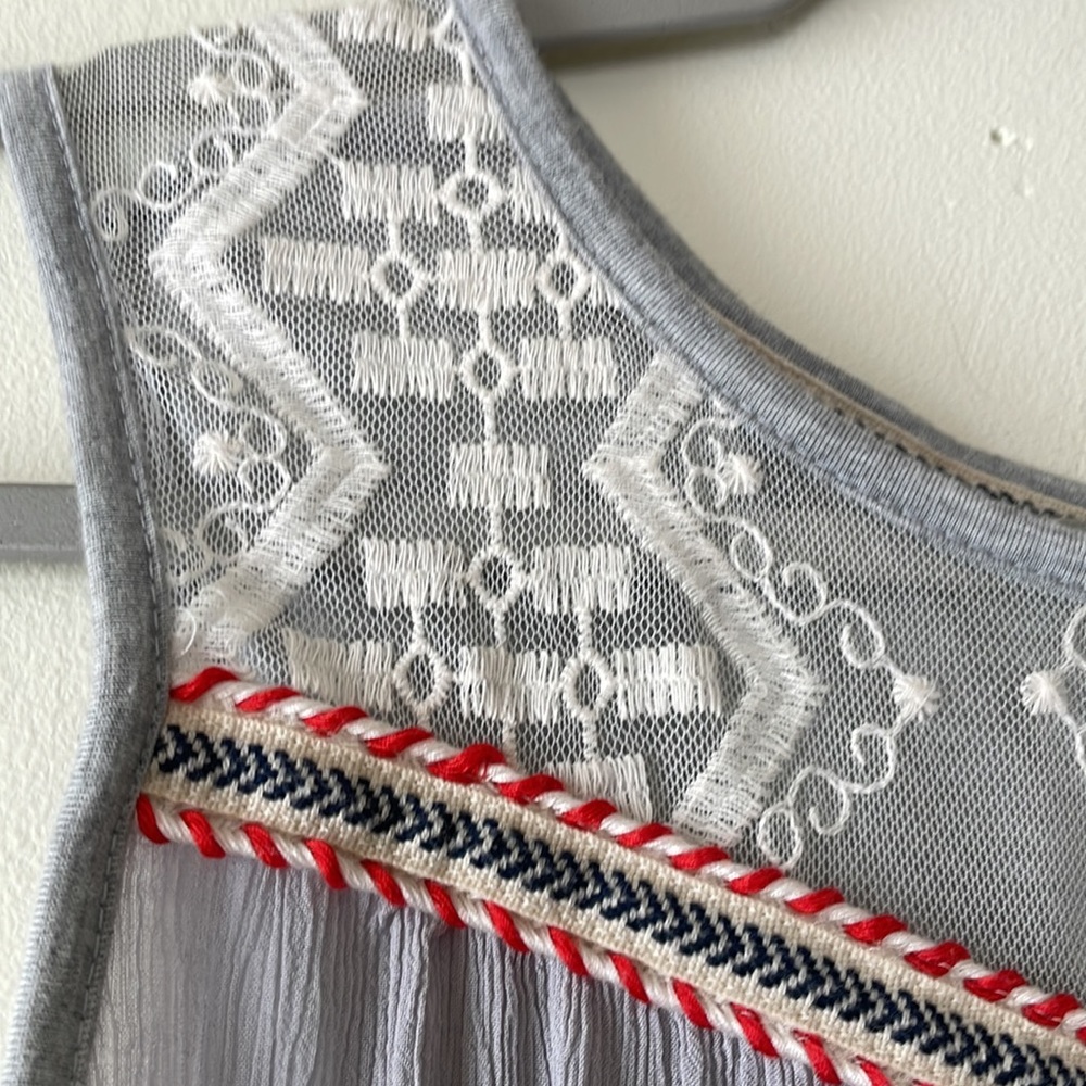 Rewind, Silver/lilac grey Tank top. Excellent condition, pre-owned. - Picture 2 of 5